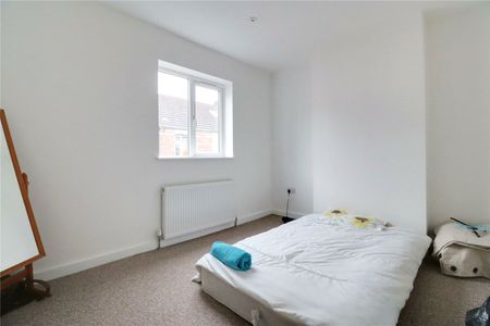 Portland Terrace, Gainsborough, Lincolnshire, DN21 1JR - Photo 3