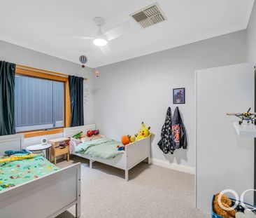Open the door to spacious family living & effortless entertaining - Photo 6