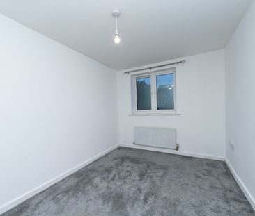 HADLEY COURT GILDERSOME LEEDS LS27 7LZ - Photo 3