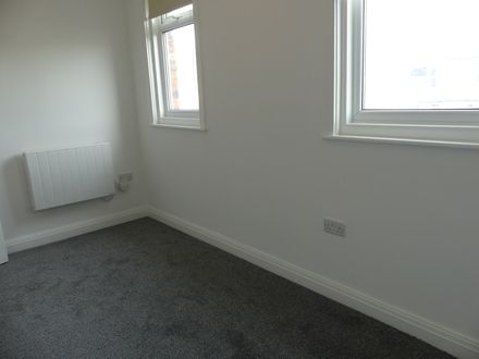 Bond Street Flat 6 - Photo 5