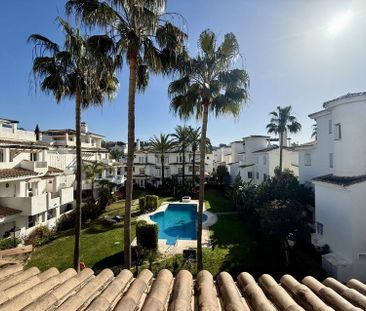 Alquiler de dúplex en La Dama de Noche-La Alzambra - Photo 2