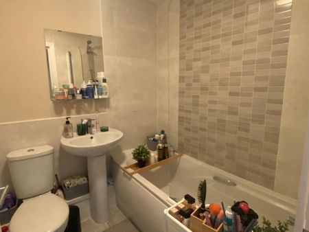 1 bedroom apartment to rent - Photo 5