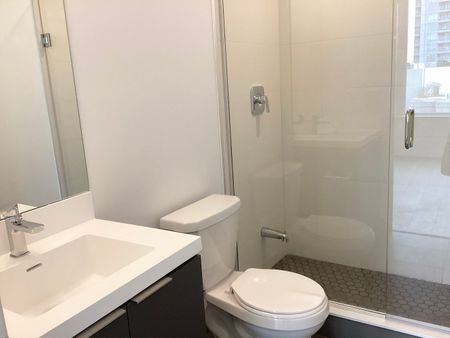 For Lease - 25 Holly Street Unit# 2001, Toronto, Ontario - Photo 3