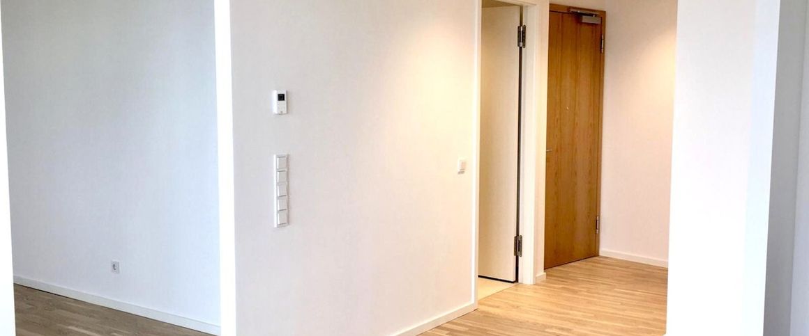 Exklusive Wohnung mit Skylineblick im Europaviertel! - Foto 1