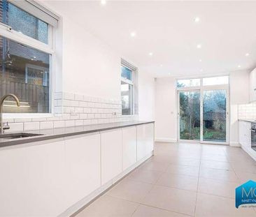 Kingsgate Avenue, London, N3 - Photo 5