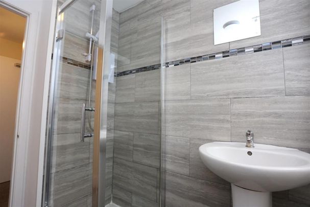 4 bedroom maisonette to rent - Photo 1