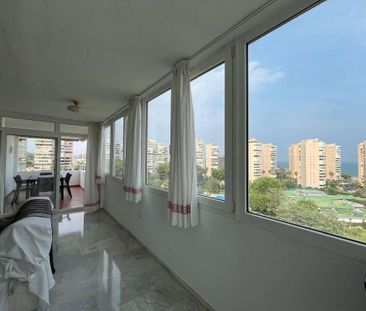 3 room luxury Flat for rent in Torremolinos, Andalusia - Photo 2