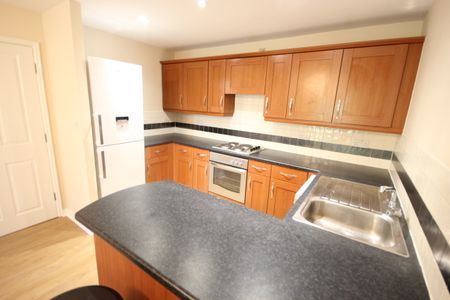 Abbots Mews, Burley - Photo 3