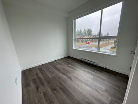 Unit 305 - Beautifully Designed/Three Bedrooms Condo at The Grove - Photo 2