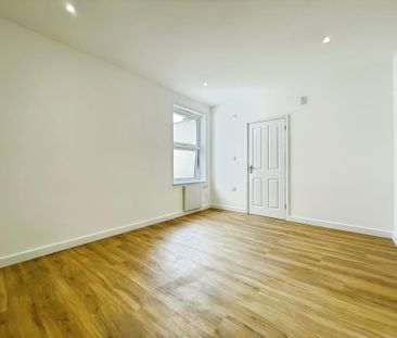 1 bedroom ground floor maisonette to rent - Photo 5