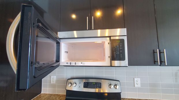 For Lease - 7171 Yonge Street Unit# 2311, Markham, Ontario - Photo 1