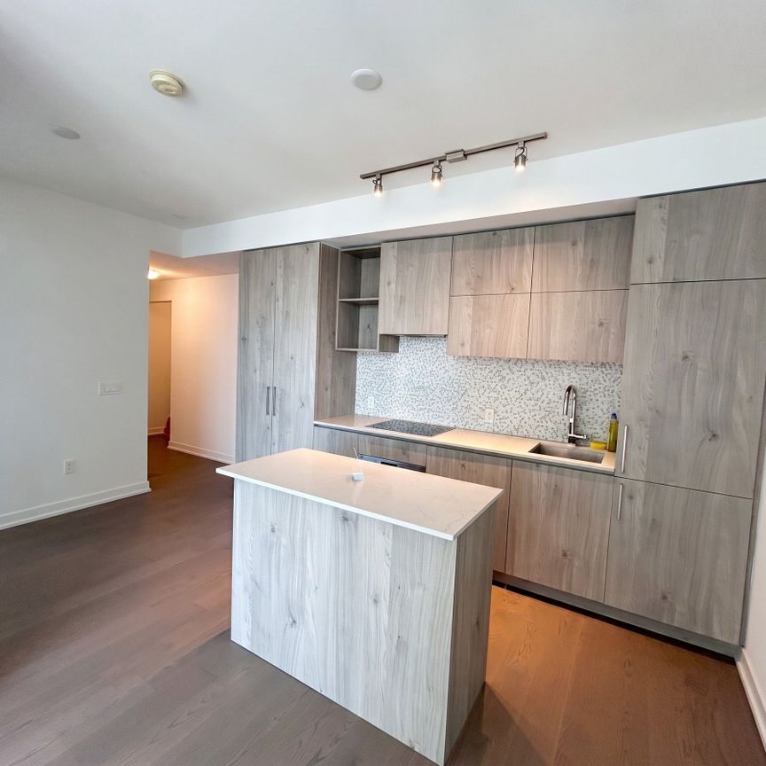 For Lease - 1 Yorkville Avenue Unit# 4802, Toronto, Ontario - Photo 1