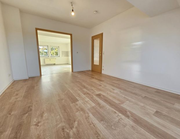 Very nice top floor apartment in a very quiet location - Photo 1