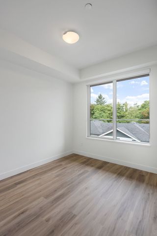 Brand New Condo in Sterling at Bell Centre B – First Month Free! - Photo 4