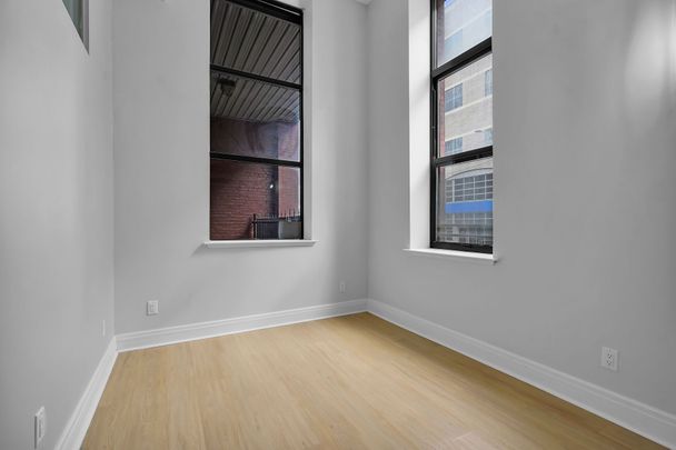 For Lease - 330 Clarence Street Unit# 105, London East, Ontario - Photo 1