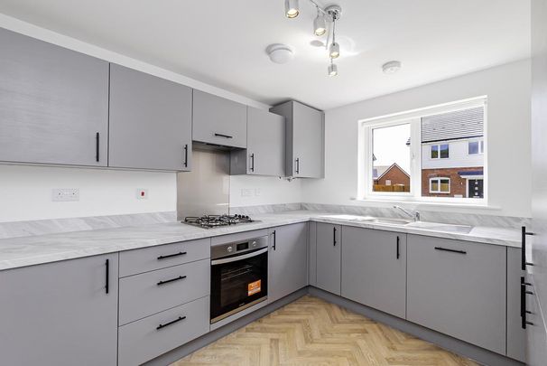 3 bedroom end of terrace house to rent - Photo 1