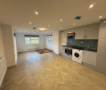 Studio Flat, Nether Street, N3 - Photo 3