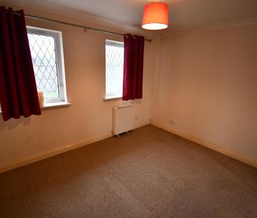 2 bedroom semi-detached bungalow to rent - Photo 5