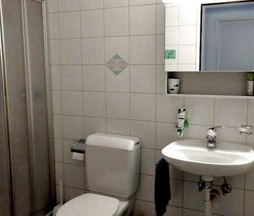 3½ Zimmer-Wohnung in Steinen (SZ), möbliert, auf Zeit - Photo 2