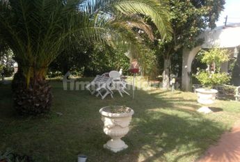 Villa a schiera via Bregoscia, 29, Marina Verde, Renella, Montignoso