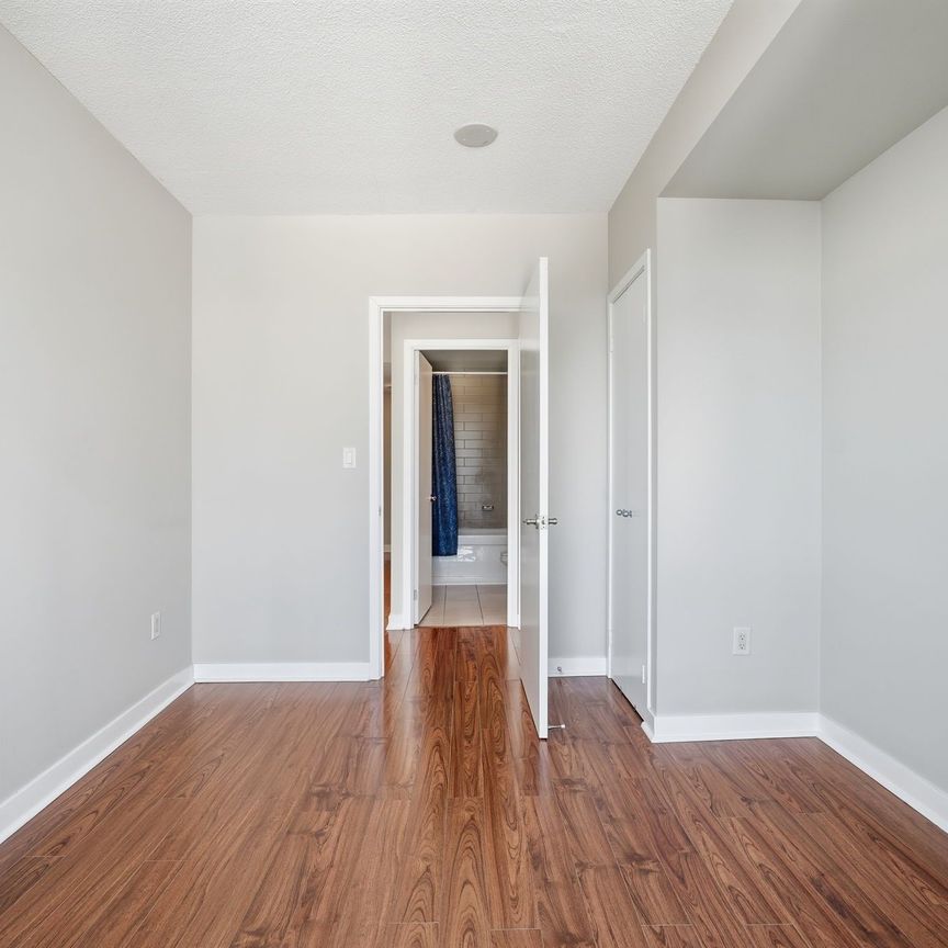 For Lease - 10 Navy Wharf Court Unit# 4009, Toronto, Ontario - Photo 1