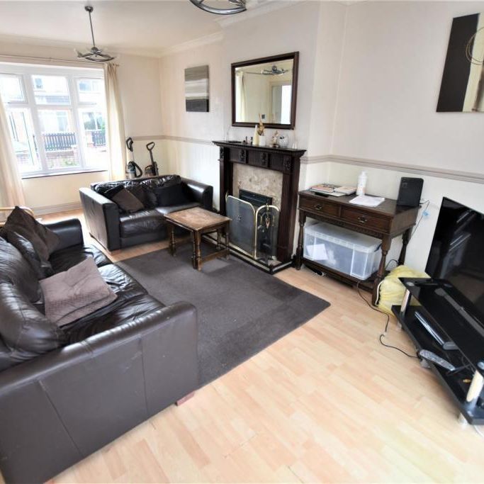 5 bedroom house to rent - Photo 1