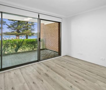 Absolute Beachfront Bliss in Vibrant Manly Inspect Now - 0401 352 885 - Photo 4