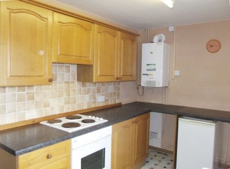 Mildenhall - Photo 3