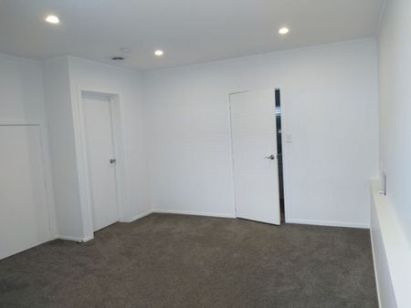 Rangi Zone, Work From Home, Large Family Haven - Photo 3