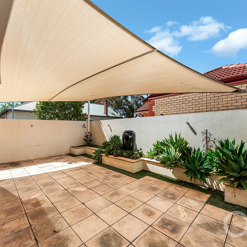 Open The Door to Modern Comfort - Photo 1