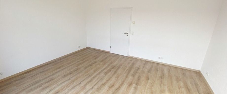 Wohnen mit Reihenhauscharakter! Schickes 1- Zimmerappartment+Stellplatz+Terrasse+Fußbodenheizung! - Foto 1