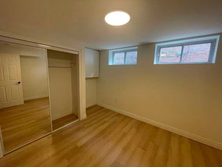 For Lease - 173 Searle Avenue Unit# Basement, Toronto, Ontario - Photo 2