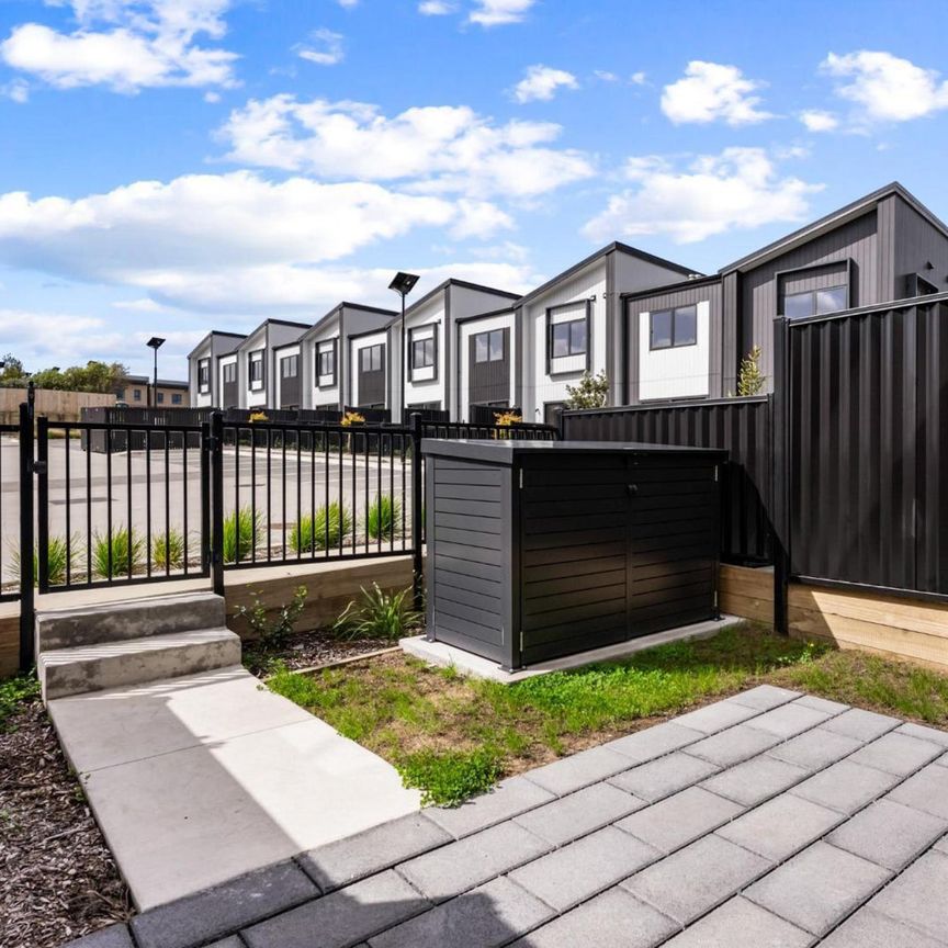 Coastal Community Living - Photo 1