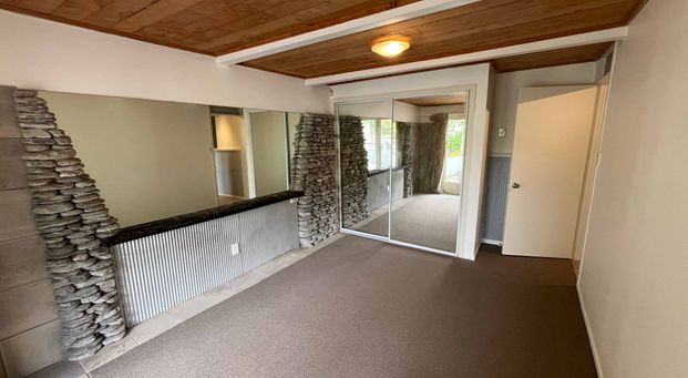 Three bedroom home in Mission Bay - Photo 1