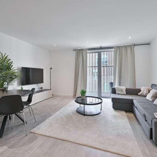 Chandlers Avenue, North Greenwich, SE10 - Photo 1