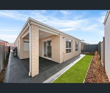 4 Feathertop Avenue, Weir Views, Vic 3338 - Photo 1