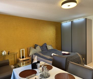 Studio moderne et confortable | Très bien situé | Entièrement meublé - Photo 1