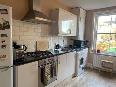 Room in a Shared Flat, Chalsey Road, SE4 - Photo 4