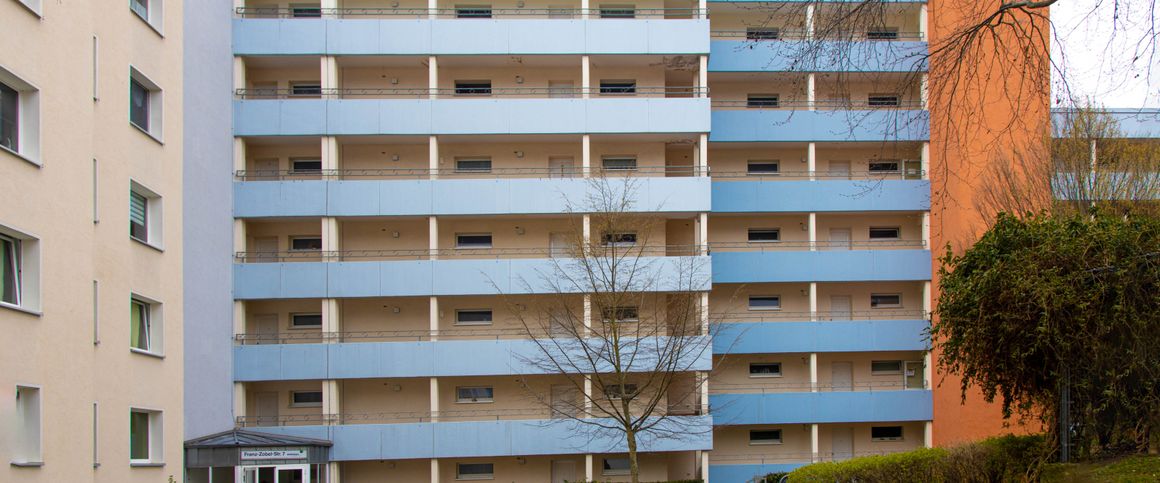 1 Zimmer-Wohnung mit Balkon in der Südstadt von SZ-Bad - Foto 1