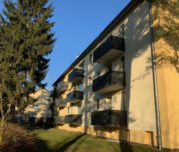 Schöne 3-Zimmer Wohnung mit Balkon im Eichenhain zu vermieten - Photo 1