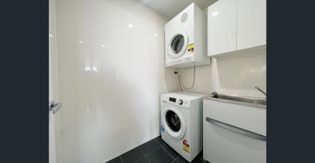 Two-bedroom apartment with stunning water and city views! Partly Furnished! - Photo 2