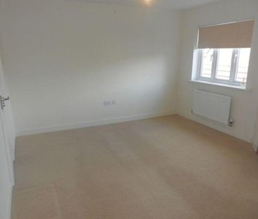 3 bedroom detached house to rent - Photo 3