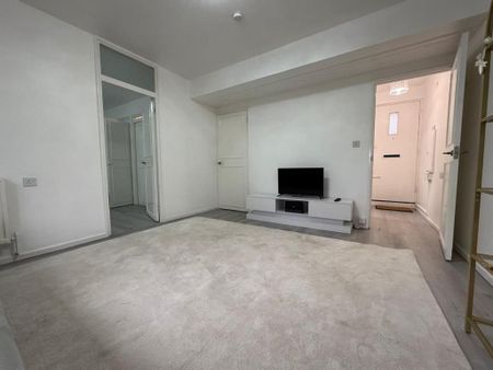 1 bedroom apartment to rent - Photo 2