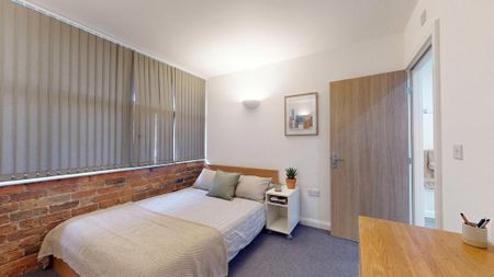 4 bedroom house to rent - Photo 3