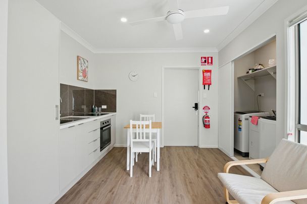 34, Jillian Place, QLD, Wynnum West - Photo 1