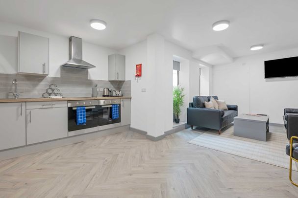 Room in a Shared Flat, Talbot Street, NG1 - Photo 1