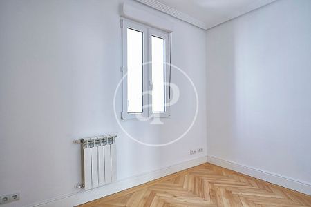 Luxury Flat for rent in Madrid, Autonomous Region of Madrid - Photo 4