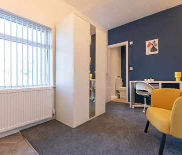 Grundy Street Room 4 - Photo 5