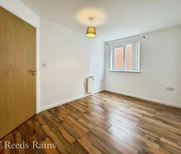 2 bedroom apartment to rent - Photo 3