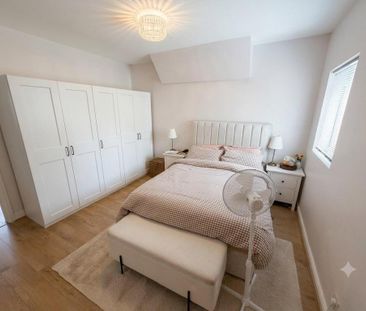 2 bedroom ground floor flat to rent - Photo 3